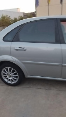 PUERTA TRASERA DERECHA Chevrolet Nubira Berlina (2005->)