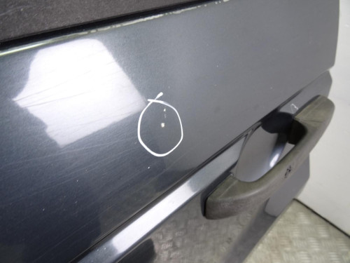 PUERTA TRASERA IZQUIERDA б/у