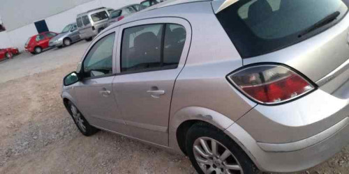 OPEL ASTRA H BERLINA — автомобиль-донор на запчасти 