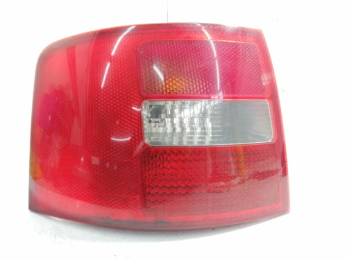  PILOTO TRASERO IZQUIERDO AUDI A6 AVANT (4B5) 