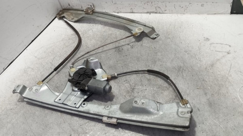 ELEVALUNAS DELANTERO DERECHO Renault CLIO III 