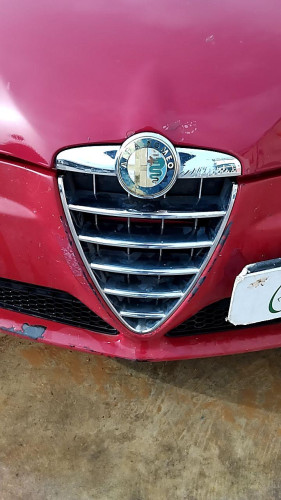 REJILLA DELANTERA Alfa Romeo 147 (190)(2004->) ALFA ROMEO 147 (190)(2004->) 