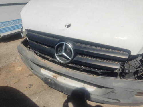  REJILLA DELANTERA Mercedes-Benz SPRINTER II FURGÓN 