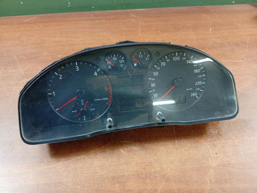 CUADRO INSTRUMENTOS Audi A4 BERLINA (B5) 