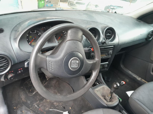  SEAT CORDOBA BERLINA (6L2) 