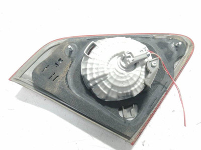 PILOTO TRASERO CENTRAL, TOYOTA, COROLLA (E15)