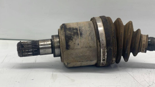 TRANSMISION DELANTERA IZQUIERDA Kia RIO (JB) 