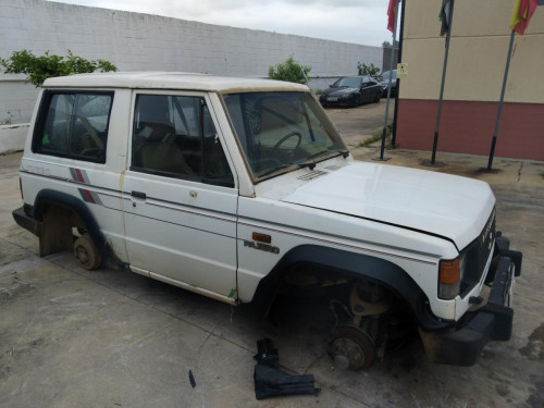 Mitsubishi Montero (L040)(1984->) — автомобиль-донор на запчасти 