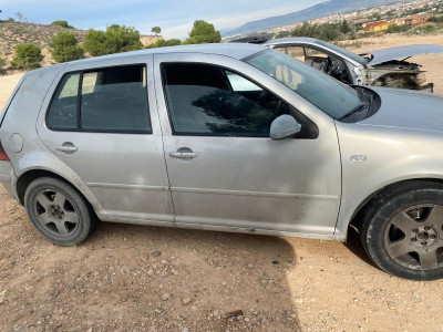 VOLKSWAGEN GOLF IV BERLINA (1J1)(10.1997)
