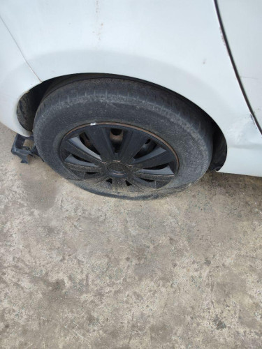 LLANTA Renault CLIO III 