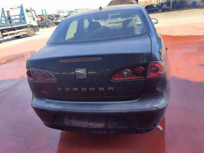 SEAT CORDOBA BERLINA (6L2)