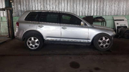 VOLKSWAGEN TOUAREG (7LA) 
