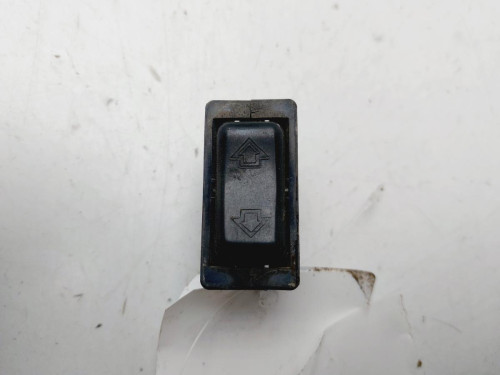 MANDO ELEVALUNAS DELANTERO IZQUIERDO Citroen C 15 