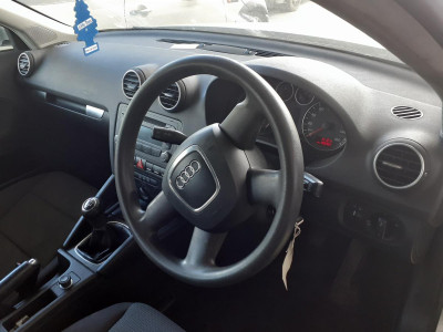 NO IDENTIFICADO, AUDI, A3 SPORTBACK (8PA)
