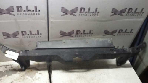 MOLDURAS DELANTERAS Toyota LAND CRUISER (J12) 