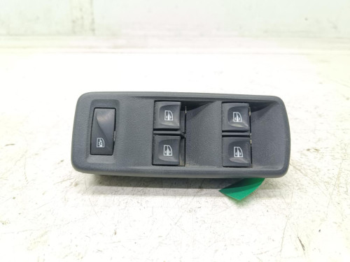 MANDO ELEVALUNAS DELANTERO IZQUIERDO Dacia LODGY 