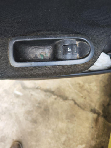 MANDO ELEVALUNAS TRASERO IZQUIERDO Renault MEGANE II BERLINA 5P 