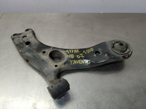 BRAZO SUSPENSION INFERIOR DELANTERO DERECHO Toyota AVENSIS (T27) 