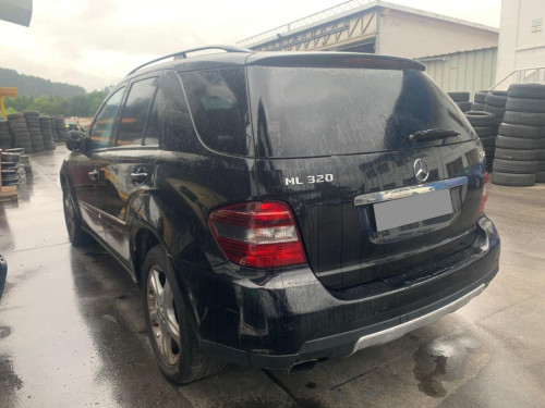  PARAGOLPES TRASERO Mercedes-Benz CLASE ML (BM 164) 