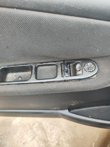 MANDO ELEVALUNAS DELANTERO IZQUIERDO Peugeot 207 CC CABRIO-COUPÉ 