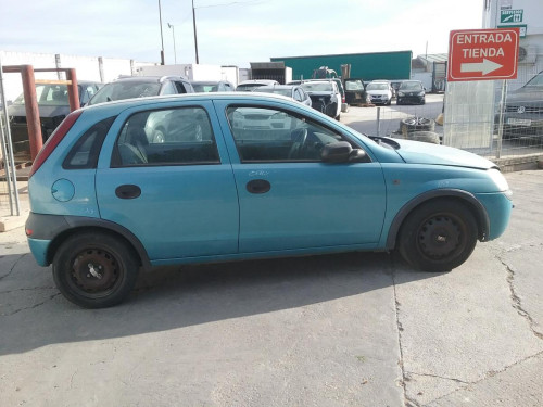 OPEL CORSA C — vehículo donante para recambios 