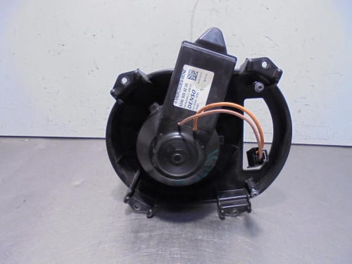 MOTOR CALEFACCION Mercedes-Benz CLASE CLA (BM 117) 