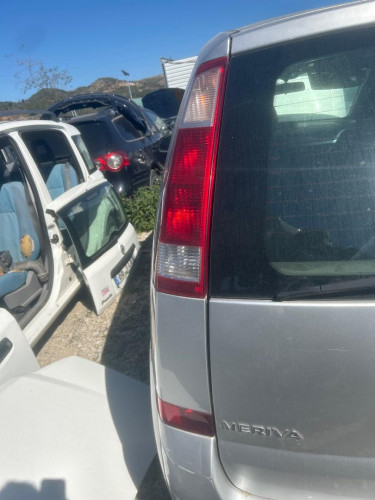 PILOTO TRASERO IZQUIERDO OPEL MERIVA 