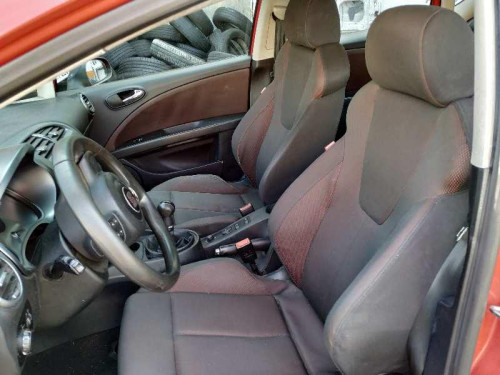  SEAT LEON (1P1) 