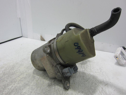  BOMBA DIRECCION VOLVO S40 BERLINA 