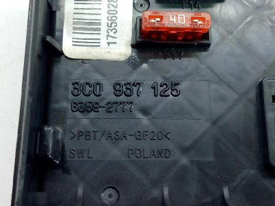 CAJA RELES / FUSIBLES, VOLKSWAGEN, PASSAT BERLINA (3C2)