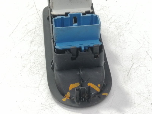  MANDO ELEVALUNAS DELANTERO IZQUIERDO Renault MEGANE II COUPE/CABRIO 