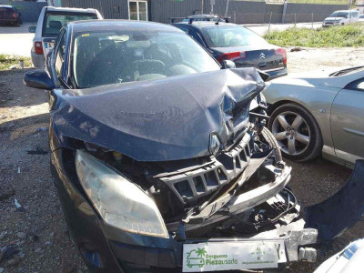RENAULT MEGANE III BERLINA 5P