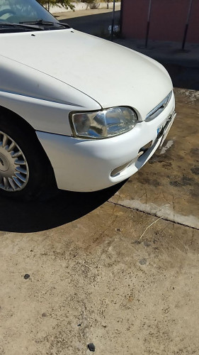 PARAGOLPES DELANTERO Ford Escort Berl./Turnier (1995->) Ford Escort Berl./Turnier (1995->) 