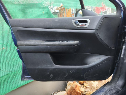 GUARNECIDO PUERTA DELANTERA IZQUIERDA PEUGEOT 307 (S1)(04.2001) 
