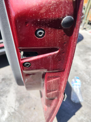 CERRADURA PUERTA DELANTERA DERECHA VOLKSWAGEN PASSAT BERLINA (3B2) 