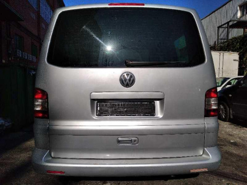  VOLKSWAGEN T5 TRANSPORTER BUS (7H) 