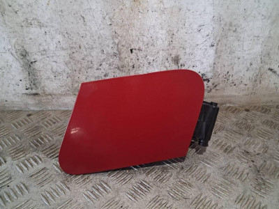 TAPA EXTERIOR COMBUSTIBLE