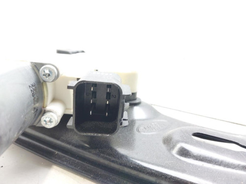 ELEVALUNAS TRASERO IZQUIERDO Land Rover DISCOVERY SPORT 