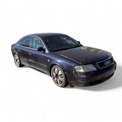 AUDI A6 BERLINA (4B2)