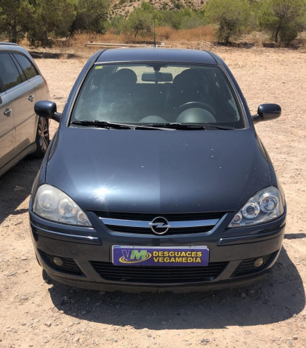 OPEL CORSA C — vehículo donante para recambios 