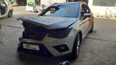 SEAT ARONA (KJ)