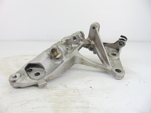  SOPORTE ALTERNADOR Ford FOCUS BERLINA (CB4) 