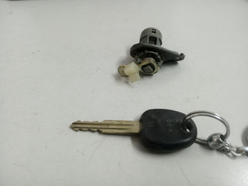  BOMBIN PORTON TRASERO HYUNDAI ACCENT (LC) 