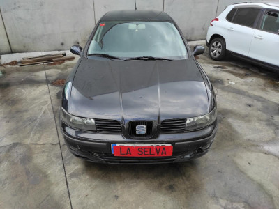 SEAT LEON (1M1)