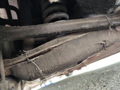 TRANSMISION TRASERA IZQUIERDA