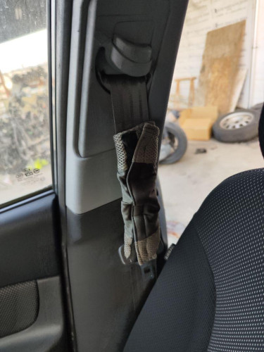 CINTURON SEGURIDAD DELANTERO DERECHO KIA RIO (JB) 