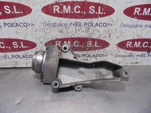 SOPORTE MOTOR IZQUIERDO Volkswagen PASSAT BERLINA (3B3) 