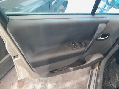 RENAULT SCENIC II (JM)