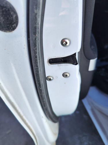 CERRADURA PUERTA DELANTERA IZQUIERDA KIA CEED (JD) 