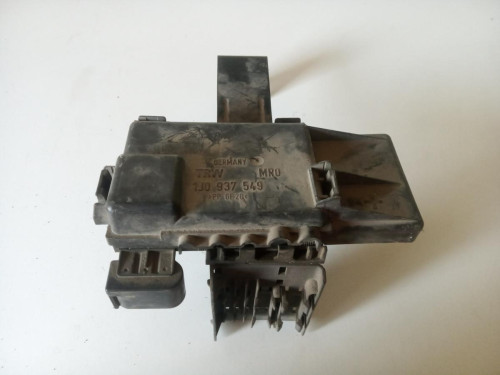  CAJA RELES / FUSIBLES Seat CORDOBA BERLINA (6K2) 